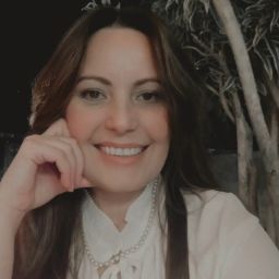 Daniela Calixto's avatar